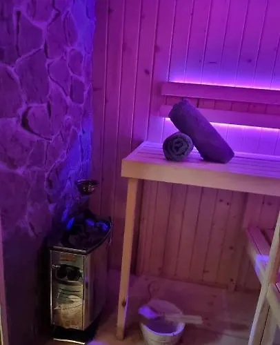 Lägenhet Zubry Z Sauna