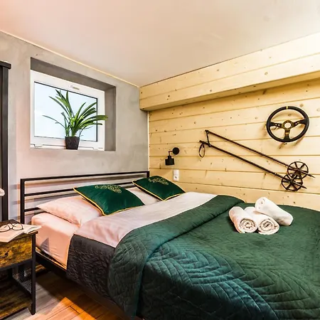 Zubry Z Sauna Apartment *